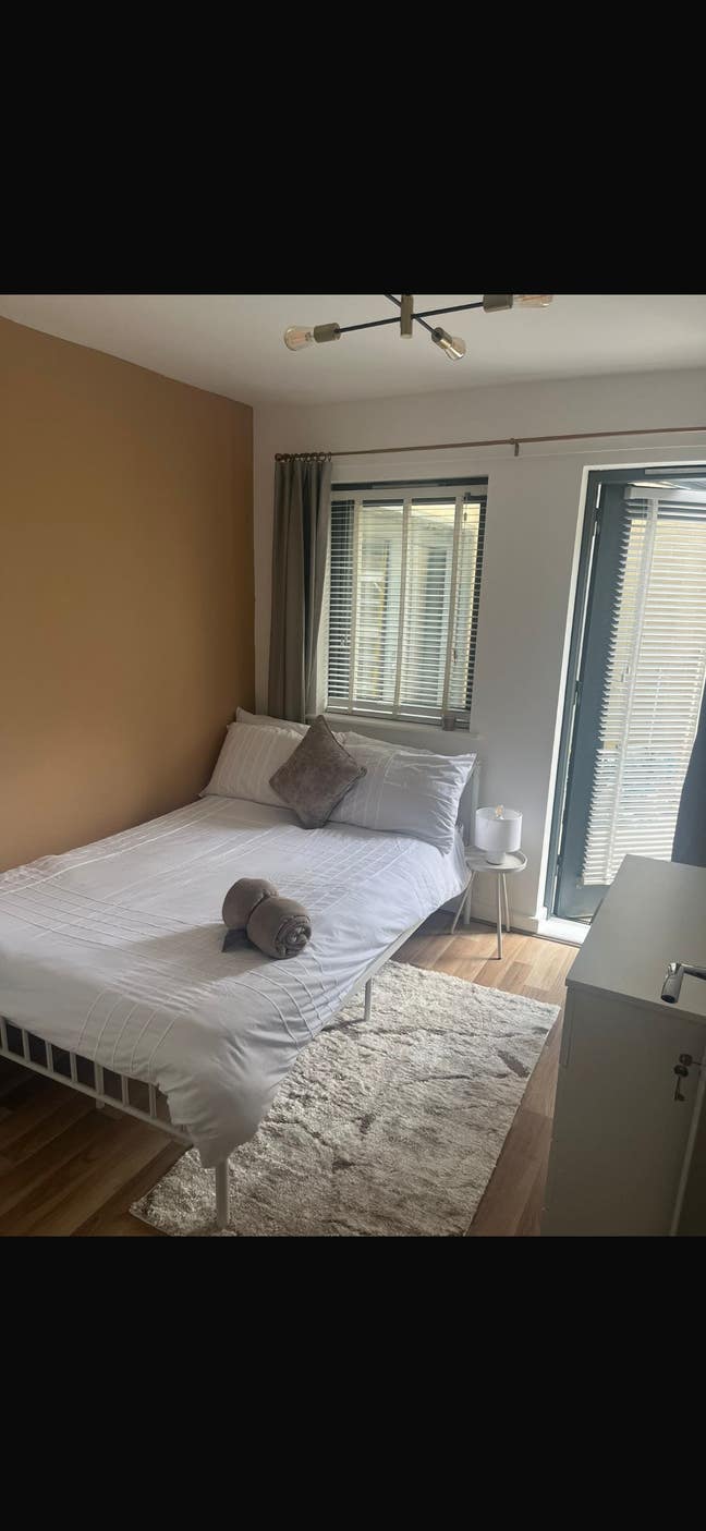 Fully furnished rm with garden inclusive of bills  Main Photo