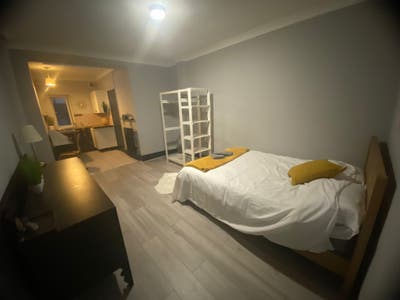 ⭐ Modern Studio – All Bills Included⭐ Main Photo