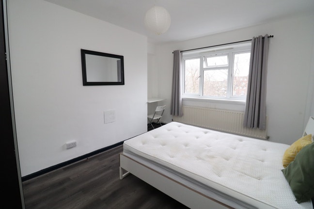 *5 Newly Refurnished Doble Rooms Near Shoreditch* Main Photo