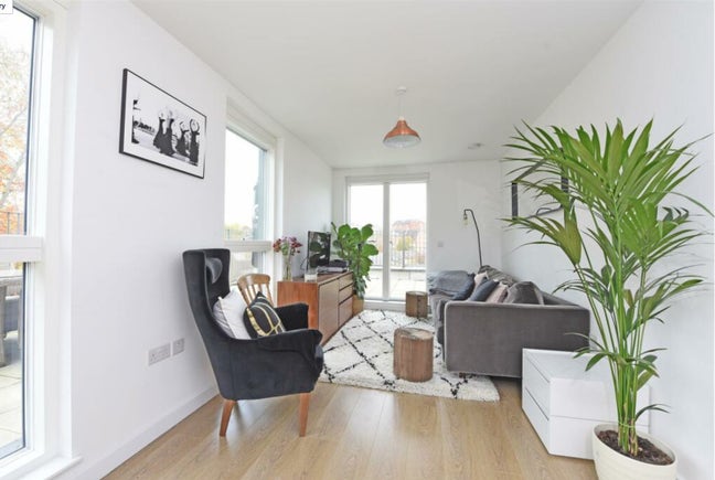 Room available, Modern 2B, Private Rooftop Terrace Main Photo