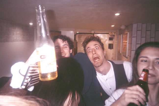 Looking for a new room with fun flatmates  Main Photo