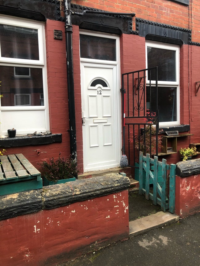2 double room to let in Armley  Main Photo