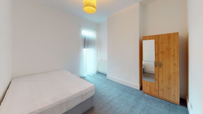 Double Room with Garden Access, N17. All Bills Inc Main Photo