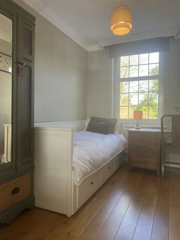 Student ROOM to LET Main Photo