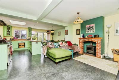 Double master bedroom - furnished Main Photo