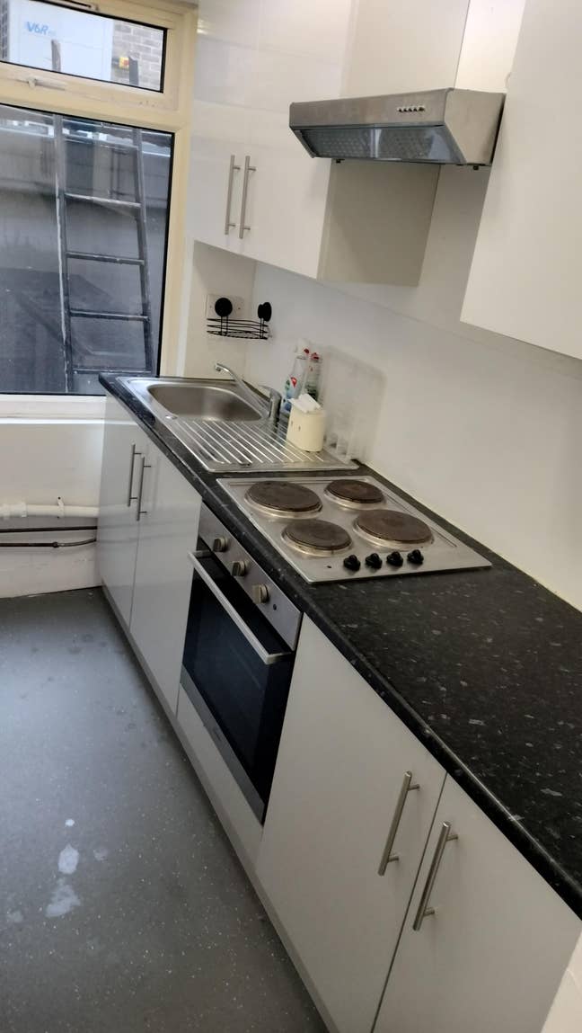 E8 Double Studio above a late night venue Main Photo