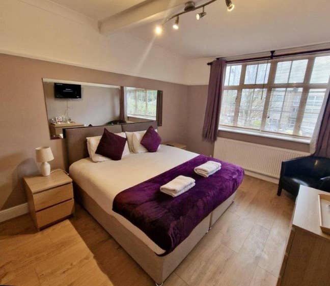 New bright refurbished Double room in Kingston -  Main Photo