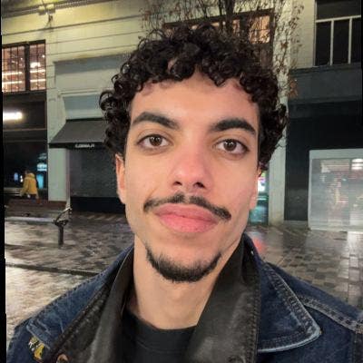 19 year old Male seeks a single or double room Main Photo