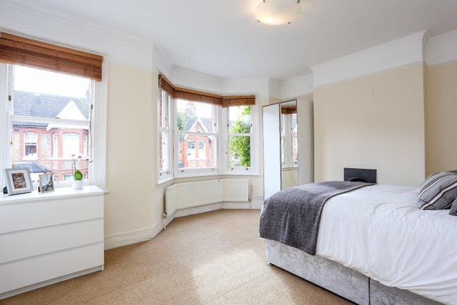 Lovely Large Double Bedroom In Northfields W5 Main Photo