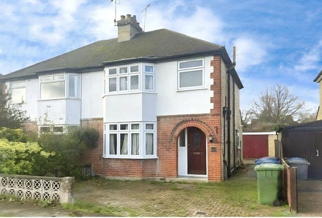 House near Mill Road and Addenbrooke's Hospital Main Photo