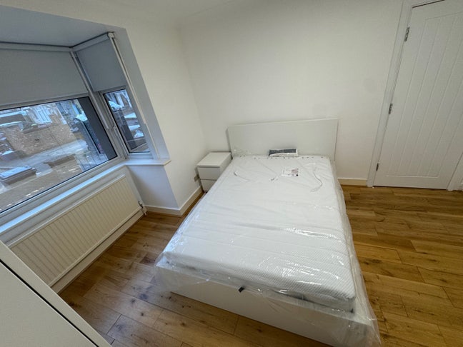 Two Double Rooms to Let in Hounslow  Main Photo