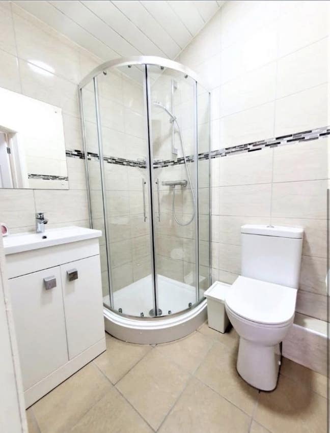 Room for rent, suitable for students or young prof Main Photo