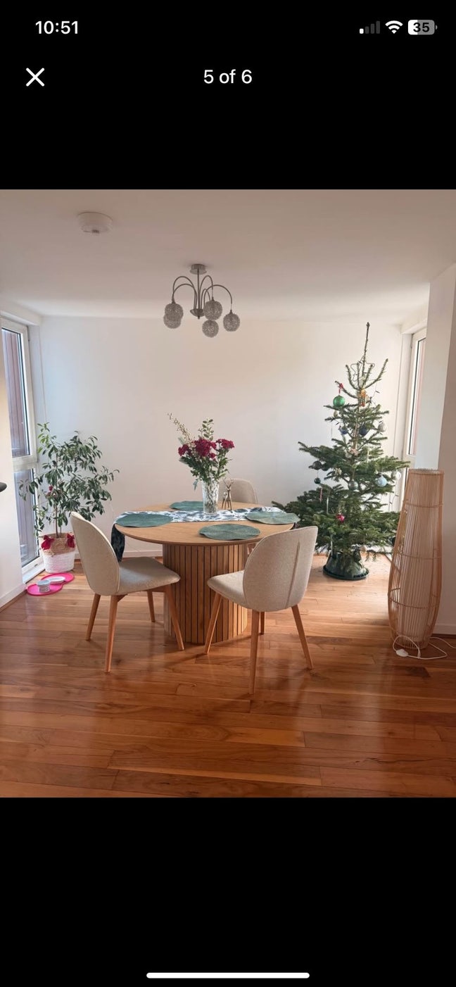 Bedroom for rent with private bathroom  Main Photo