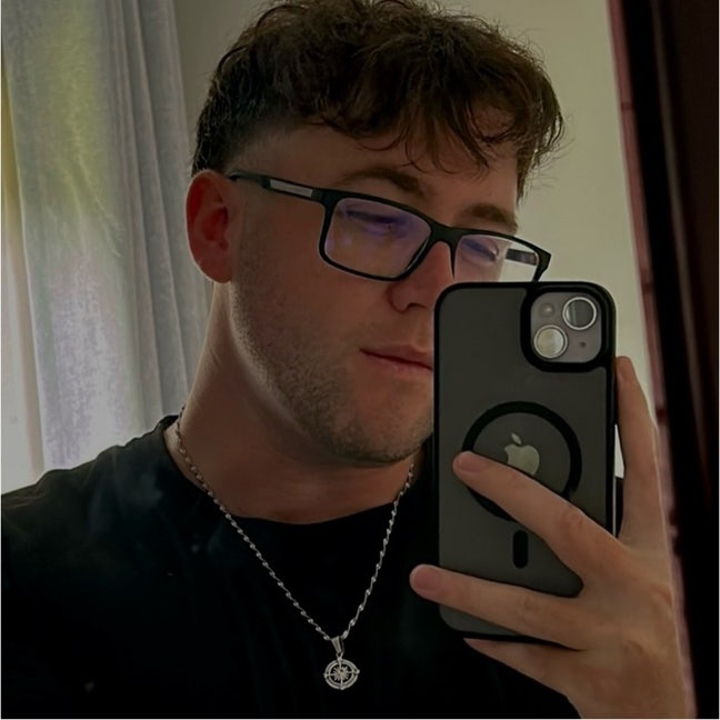 Looking for a room / houseshare  Main Photo