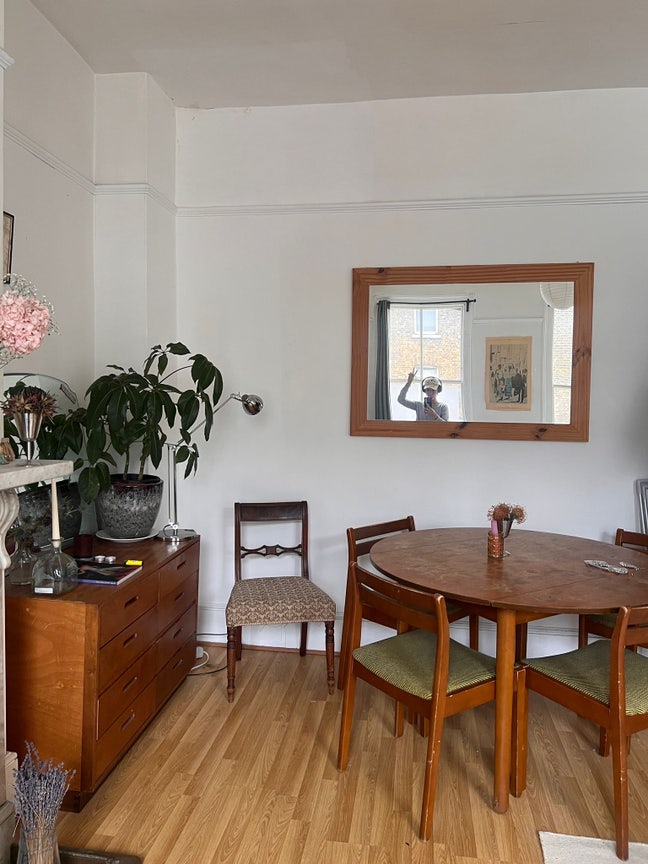 Room available in lower clapton! Main Photo