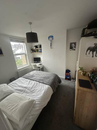 Short Term Room (13/02-26/03) in Social Boys Flat Main Photo