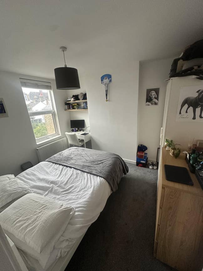 Short Term Room (13/02-26/03) in Social Boys Flat Main Photo