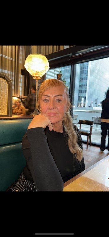 Single female from north east looking for lar... Main Photo