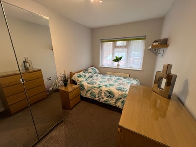 ⭐ Bright Double - &pound;735 - ⭐ Avail from 1st Feb 2026 Main Photo