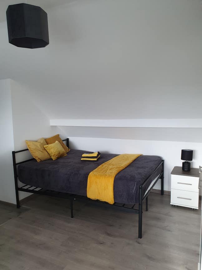 Ensuite room in City Road, Sheffield, S2 1GA Main Photo