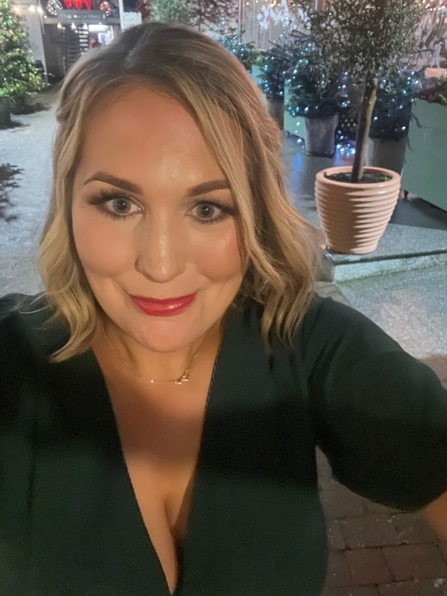 Hello , I’m Aisling. I’m currently lookin... Main Photo