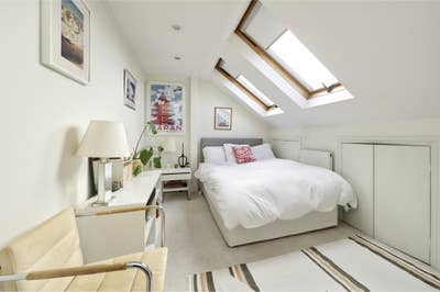 Fab Double Room en-suite - off North Pole Rd W12 Main Photo