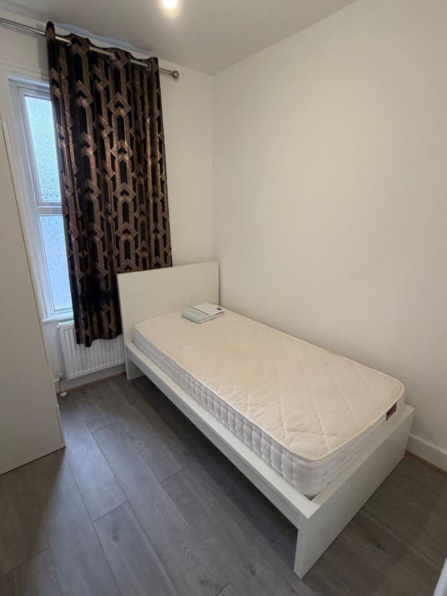 Leyton Rooms to Rent  Main Photo
