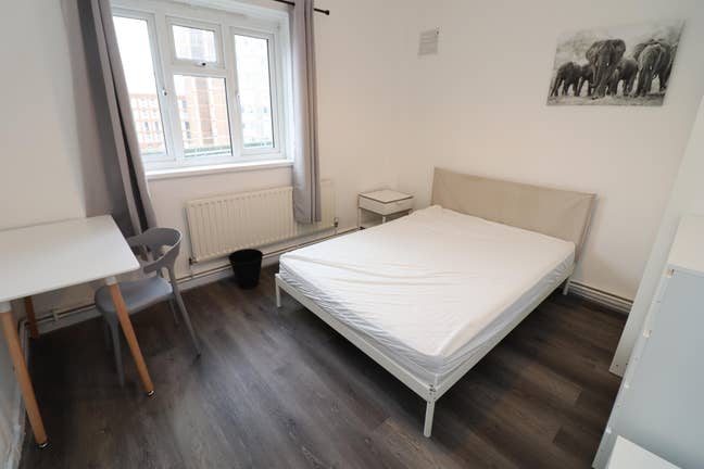 Newly Refurbished Flat-Hoxton-5 Rooms Availailable Main Photo