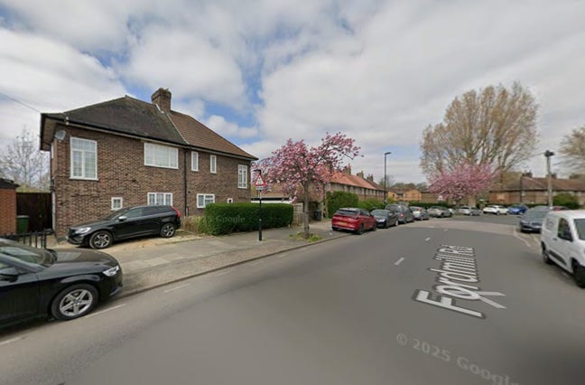 DSS-Studio Flat Available in Catford SE6 Main Photo