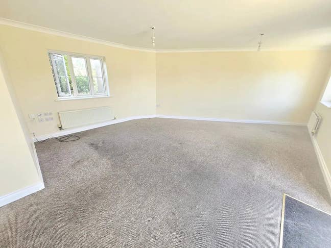 Three-bedroom terraced house in CO4, Colchester Main Photo