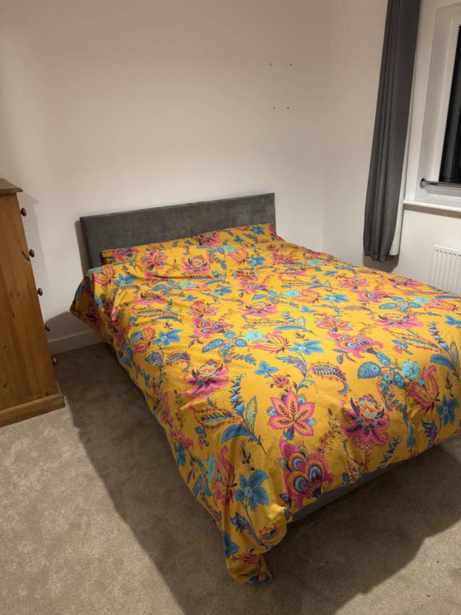 Crewkerne Room for Rent Main Photo