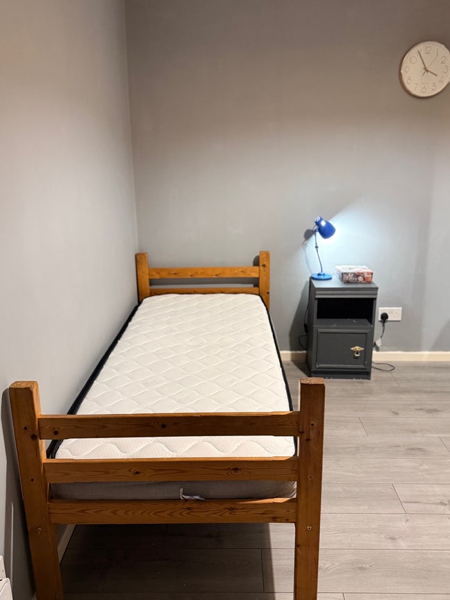 Single room Main Photo