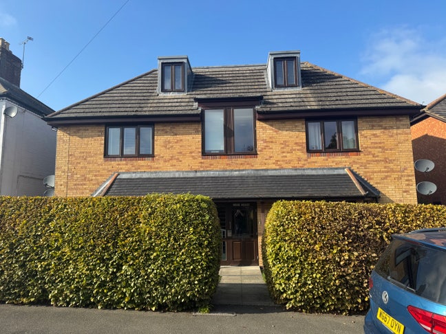 Room for let Main Photo