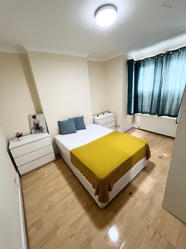 *Super Cheap Double Room 1Min to Dollis Hill Stati Main Photo