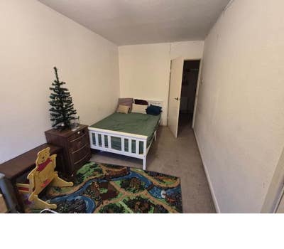  1 Double room is available  Quinton B32 2SE Main Photo