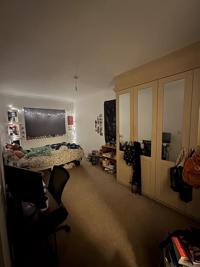 Large En-Suite Room - Kingsize Bed Main Photo