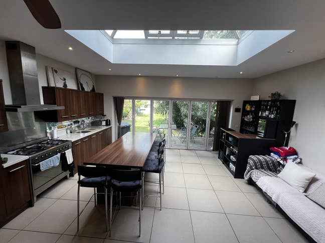 Sociable, Fun, Clean Guy wanted for an affordable  Main Photo