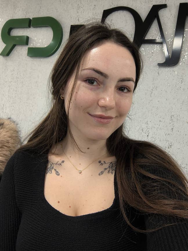 I am a female student aged 24. I am looking f... Main Photo