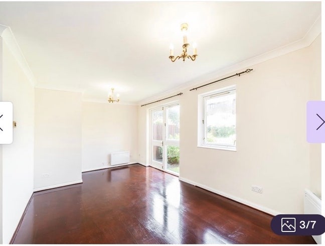 2 Bed in Fulham with private garden. No deposit  Main Photo