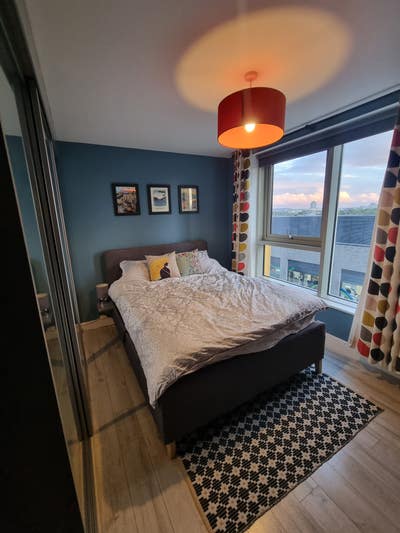 Double room in modern flat – &pound;1,300 all bills incl Main Photo