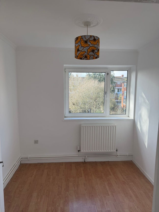 3 bed flat Main Photo