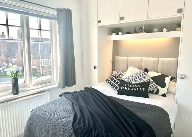 Finally Found the Home for You 🏡🛌🚉 Main Photo