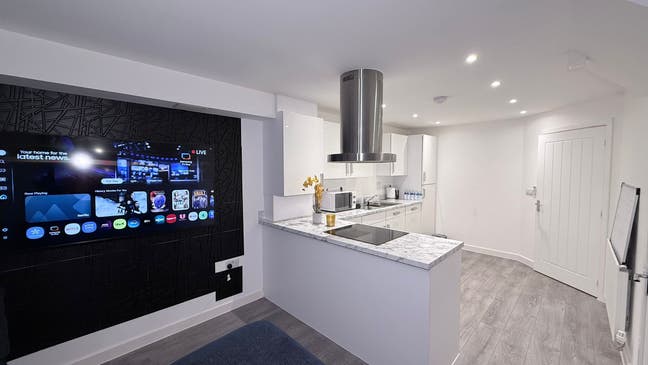 Ensuite Room in SS17 Main Photo