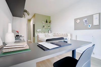 City Centre Living at Dun Holm House-Ensuite Room Main Photo