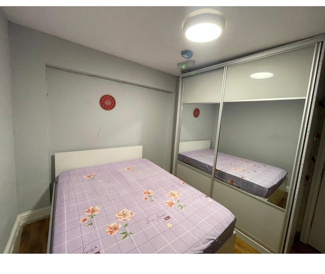 Double Room Available  Main Photo