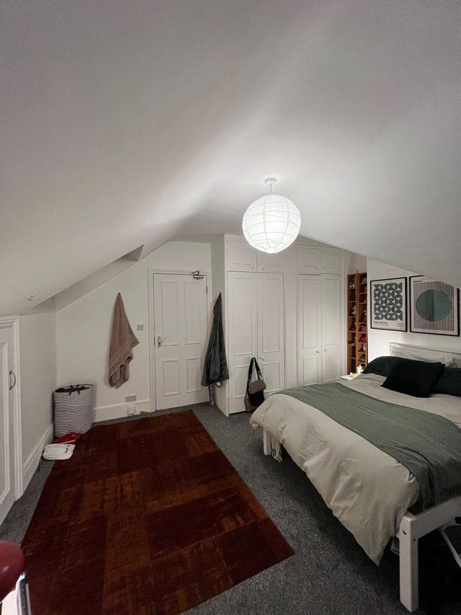 ✨Spacious Double Room Available in 2 Storey Flat✨ Main Photo