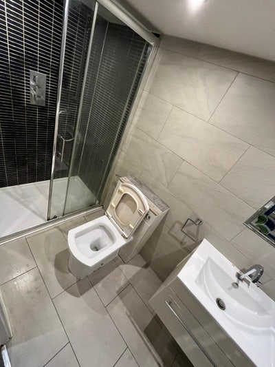 Large and Furnished rooms in Rainham  Main Photo