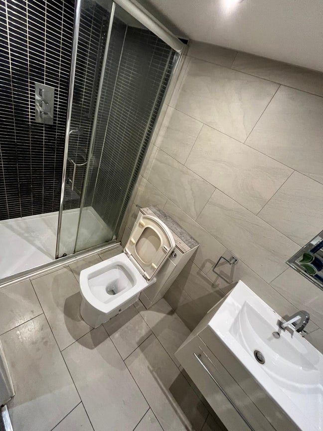 Large and Furnished rooms in Rainham  Main Photo