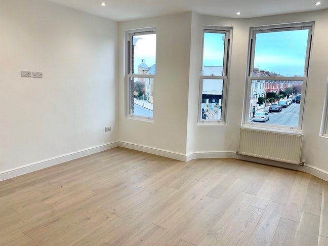 Lovely Double Room in Wimbledon Park -from May Main Photo