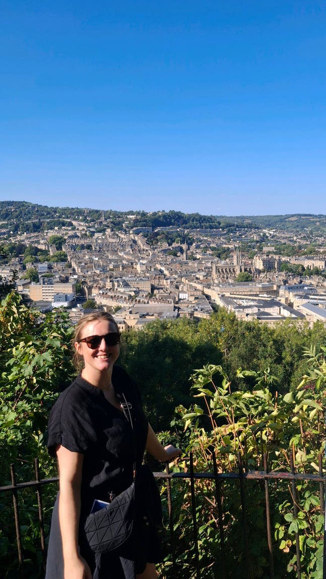 32yo female from NZ looking for Ensuite dbl room Main Photo